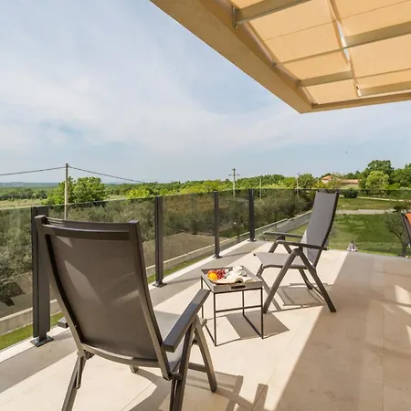 Nika In Markovac - Haus Fuer 6 Personen * Visnjan