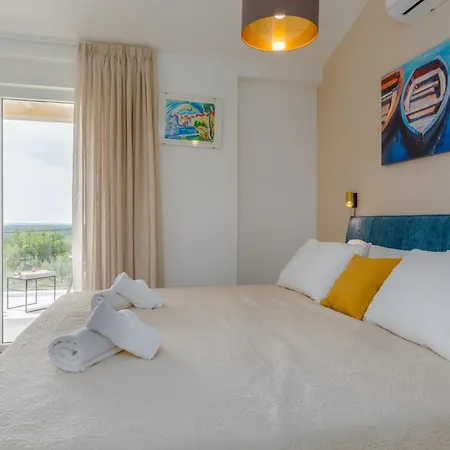 Nika In Markovac - Haus Fuer 6 Personen Višnjan