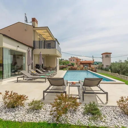 Vila Nika In Markovac - Haus Fuer 6 Personen